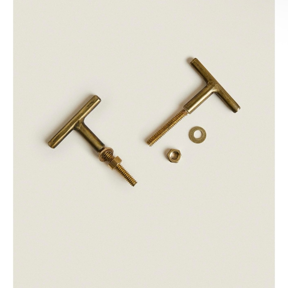 Zara Gold Furniture Knobs (12)